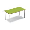 Mobiliario Escolar Caravaca de la Cruz: Mesa escolar rectangular con tablero verde lima, cantos de madera y estructura metálica gris reforzada para aulas de primaria y secundaria en Caravaca de la Cruz.